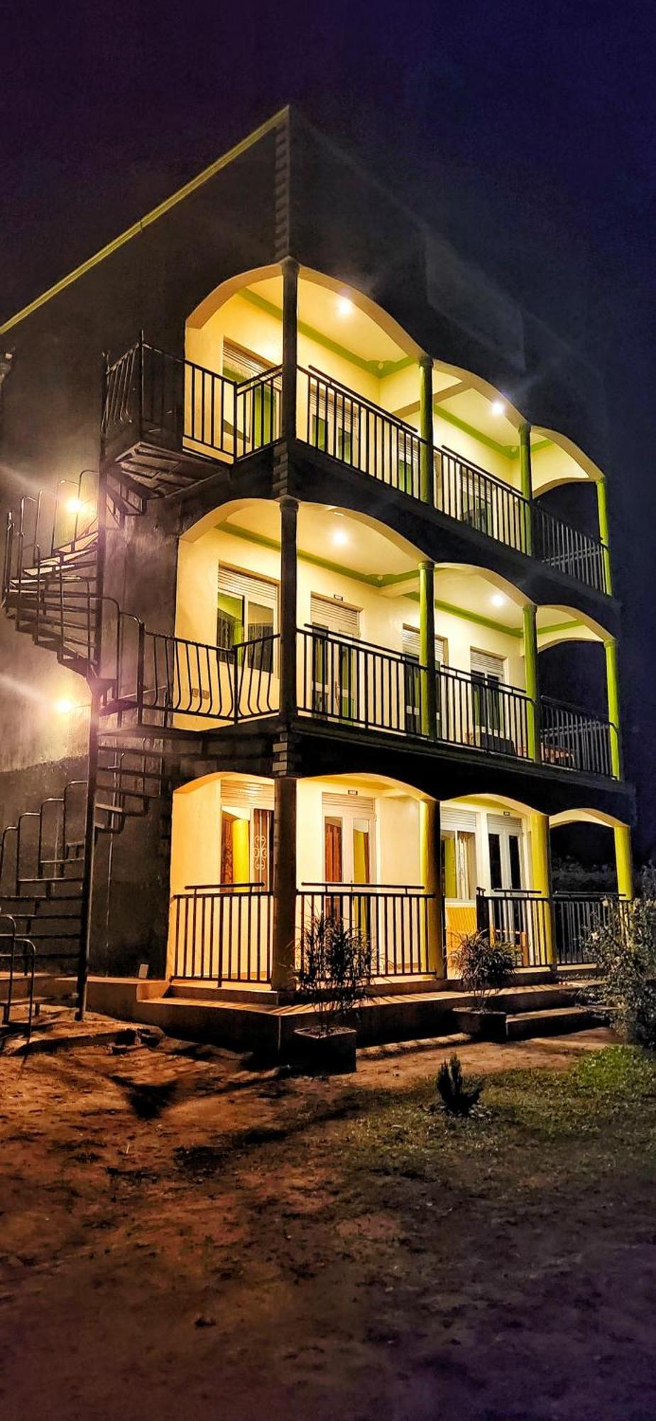 Rubirizi Lights Of Kazinga Orphanage And Homestay מראה חיצוני תמונה
